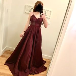 NWT Dancing Queen ruched Prom 2020 Dress!